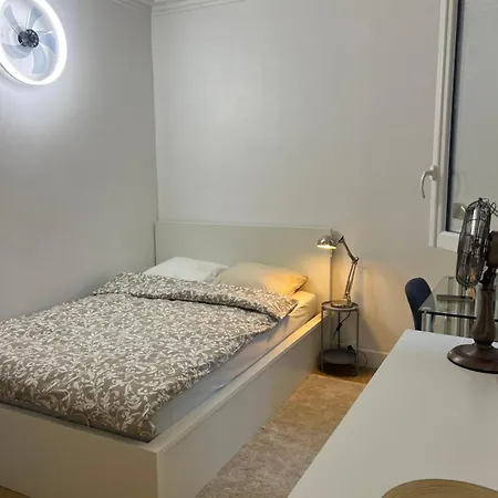 Small Apartment In Nice Exterior photo